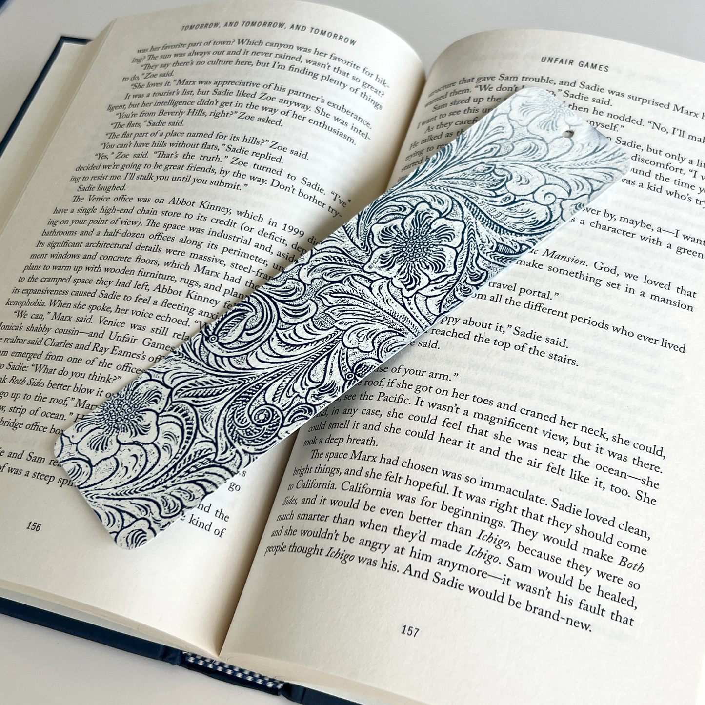 White Flora | Bookmark